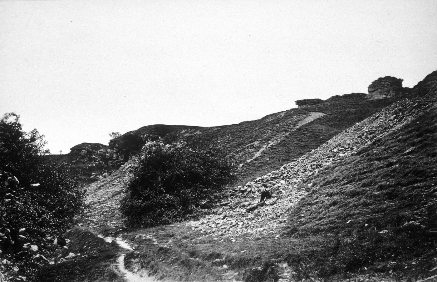 Plate from album ''Photographic views of Bath and the neighborhood''