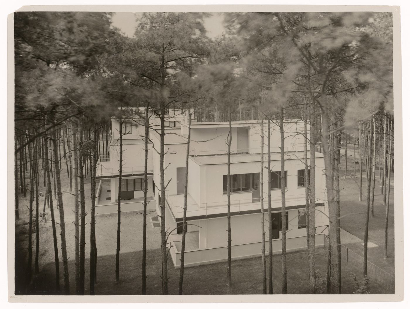 View of the west façade of a double house, Bauhaus Masters' Housing, Dessau, Germany