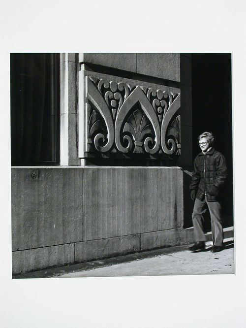 Architectural sculptures in Montréal: 1840-1940