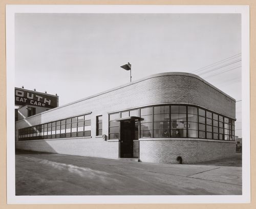 View of the principal and lateral façades of the Hospital, Chrysler Corporation Plymouth division Automobile Assembly Plant, Detroit, Michigan