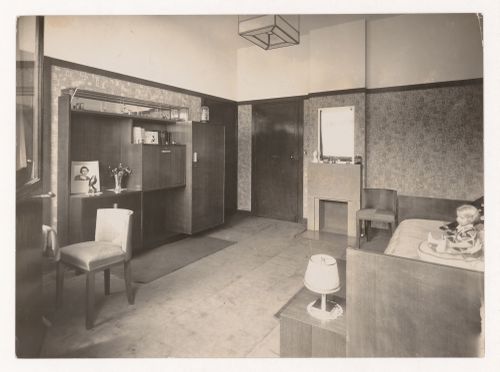 Interior view of a bedroom in the Mallet-Stevens hôtel particulier, Mallet-Stevens road in the 16th arrondissement, Paris, France
