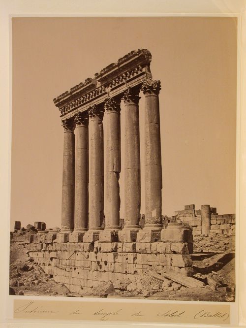 Interieur du Temple du Soleil (Balbek)