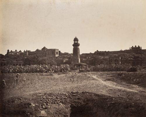 View of Hiran Minar and battlements, Fatehpur Sikri, India