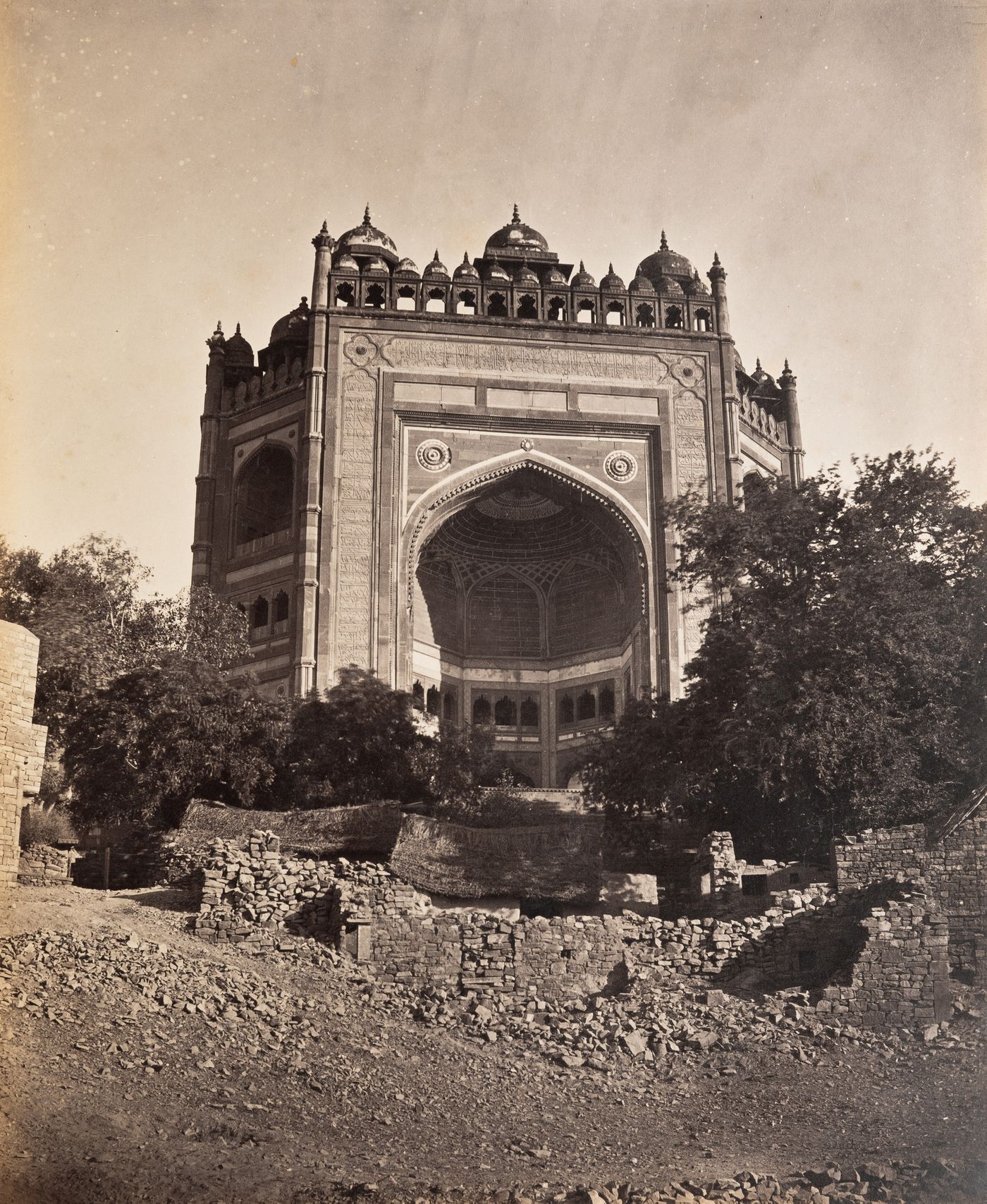 View of the Buland Darwaza of the Jami Mosque, Fatehpur Sikri, India