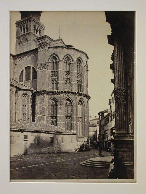 Church S. Maria dei Frari, con la porta della Scuola di S. Rocco, Venice, Italy