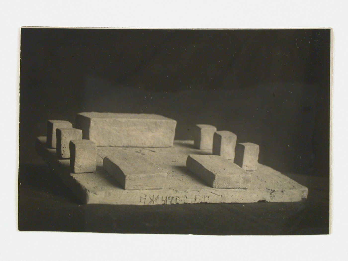 Photograph of a student model on the topic "Combination of Simple Geometric Forms" for the "Volume" course at the Vasi (Higher Institute for Architecture and Construction), Moscow