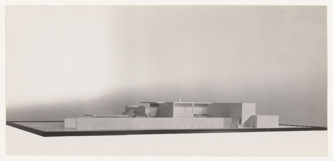 Photograph of a model for Johnson House, Pinehurst, North Carolina