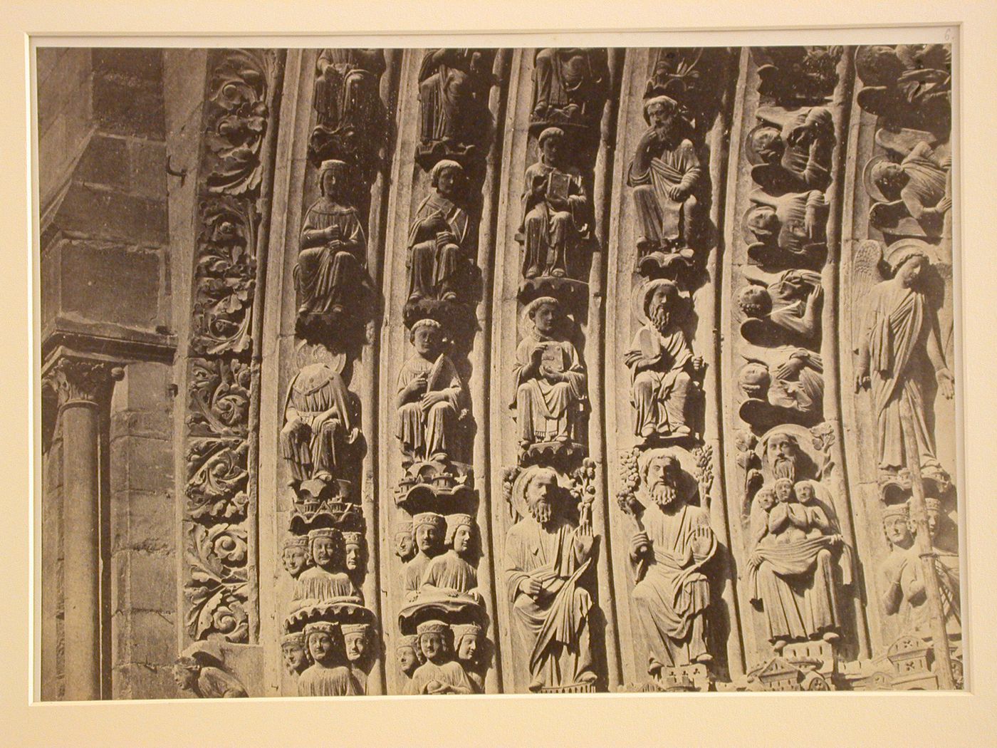 Detail d'une Ogive [from the west]