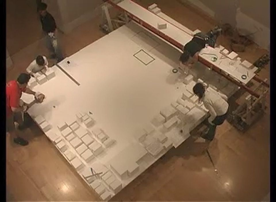 Installation of a site model of Ryue Nishizawa’s Moriyama House.