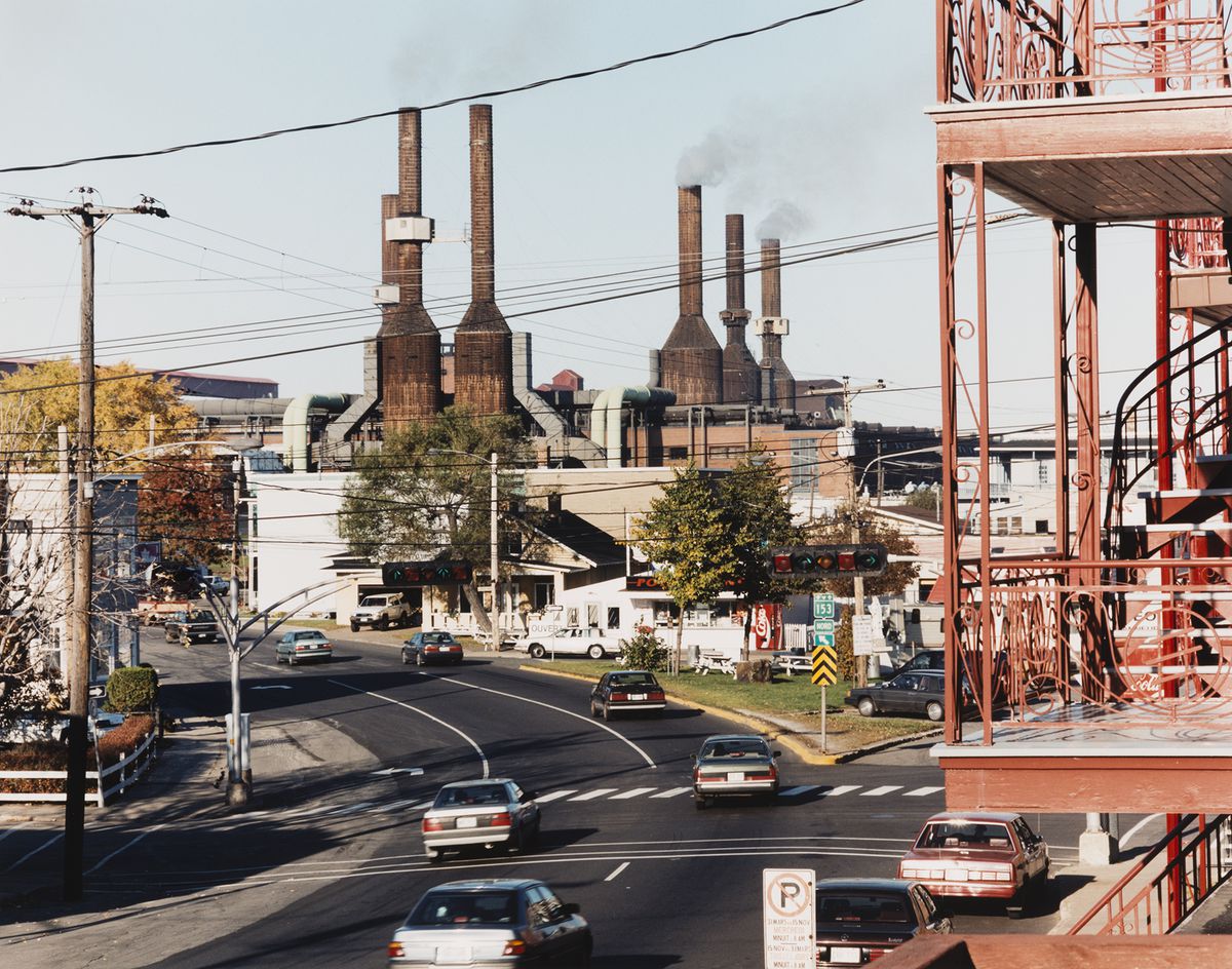 Gabor Szilasi. The Alcan II smokestacks smelter near the corner of avenue Saint-Marc and boulevard Saint-Sacrement, Shawinigan. 1995.