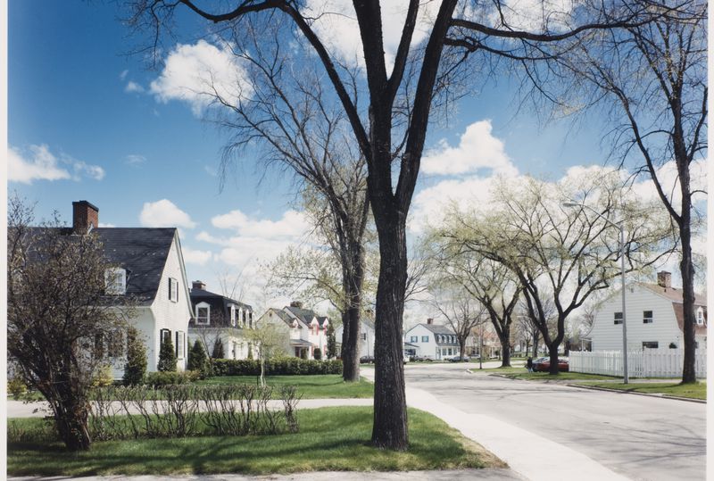 Gabor Szilasi, Workers' housing on rue Vaudreuil at the corner of rue Burma looking northeast, south Arvida
