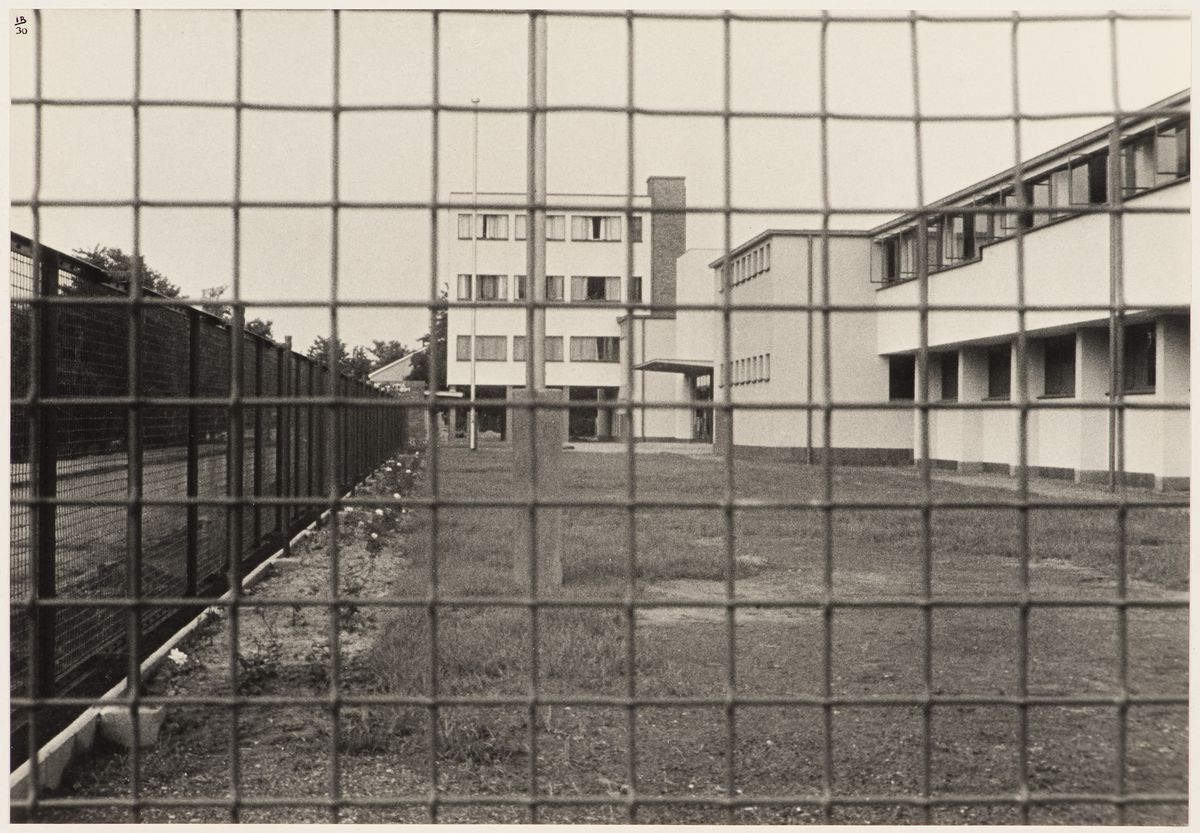 Ilse Bing, photographer. View of the main entrance and employees’ building, Budge Foundation Old People’s Home, Frankfurt, Germany. 1930
