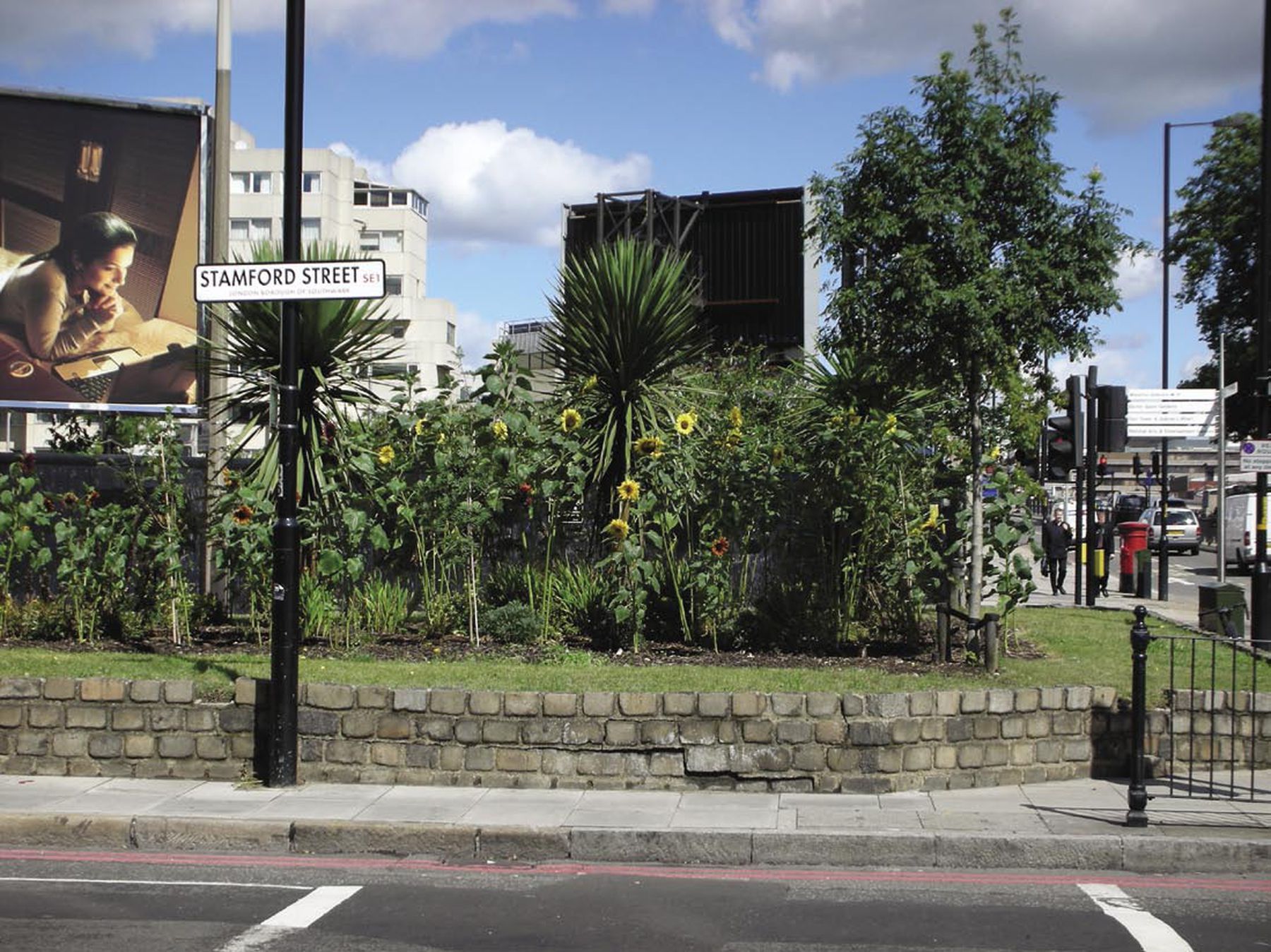Outlaw gardeners beautify city
