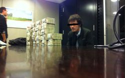 Guita, by Federico Borghini