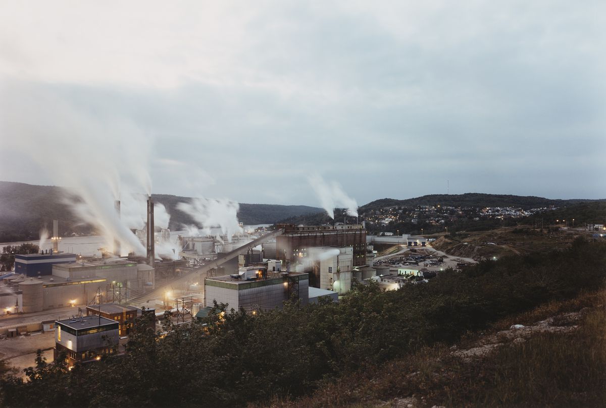 Gabor Szilasi. Panoramic view of Témiscaming at dusk. 1995. 