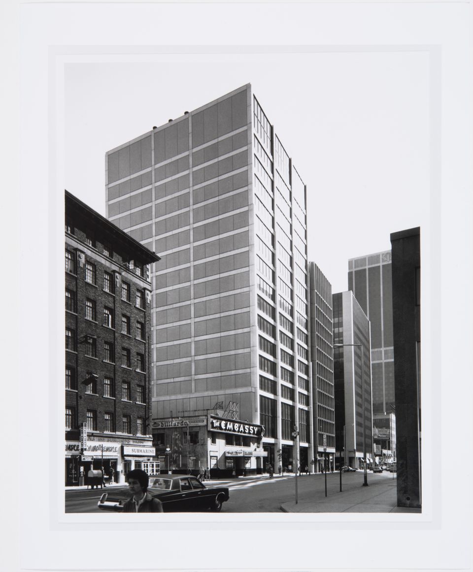 Bregman & Hamann (Peter Carter, project architect). Courtot Centre, Toronto, 1971-73